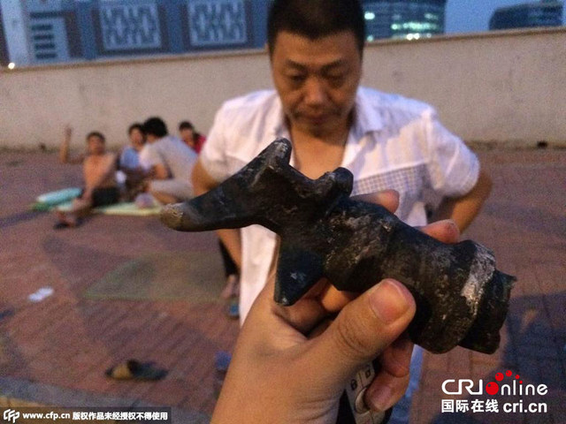 天津濱海新區發生爆炸 民眾露宿街頭避險