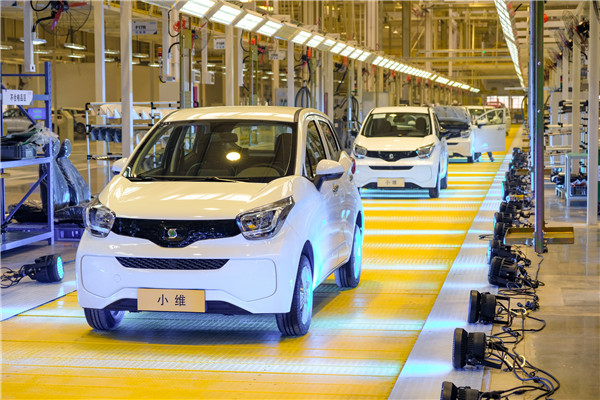“渭南高新製造” 陜西帝亞小維新能源汽車 量産下線