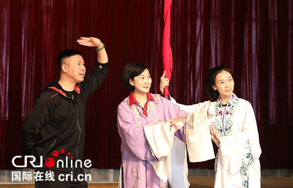 图片默认标题_fororder_白蛇传彩排现场_meitu_1