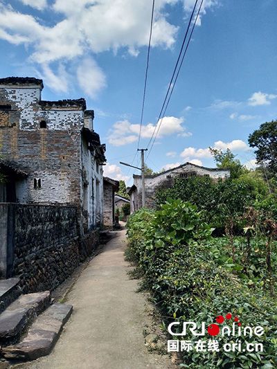 江西省浮梁县峙滩镇龙潭村“双创双修”助力入选中国传统村落