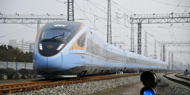 新型"复兴号"动车组将在银西高铁上线运行_fororder_1126864125