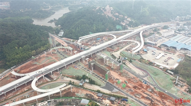 成都东西城市轴线最新进展：五环右幅主线高架桥预计年底通车