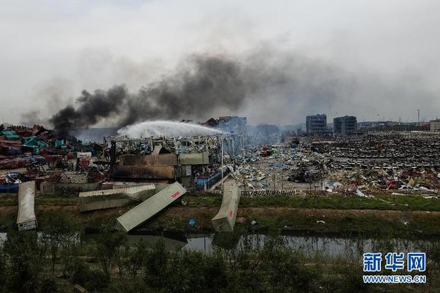 新聞無人機隊航拍濱海爆炸事故現場