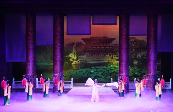 河北邯鄲：魔幻舞臺劇《黃粱夢》在邯鄲大劇院上演