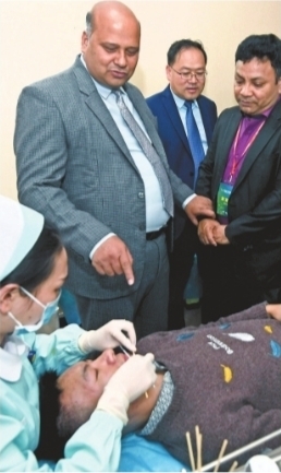 尼泊尔卫生部官员来汉“取经”中医药