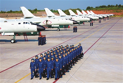 中国空军演兵西太平洋 三次飞越第一岛链