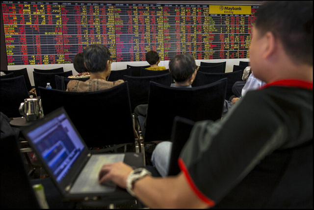 全球股市遭遇“黑色星期一”集體大跌