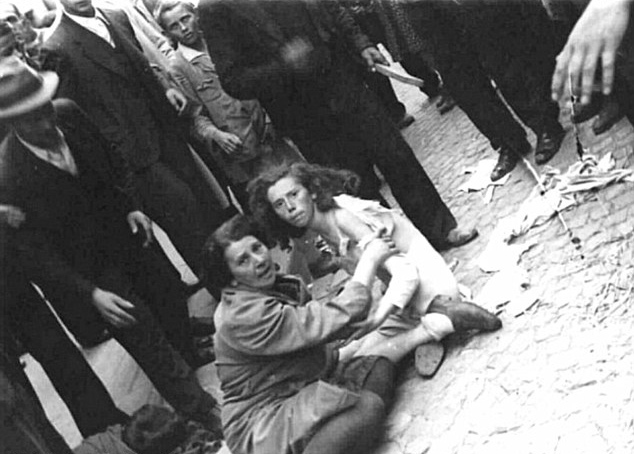 乌克兰纳粹大屠杀照片曝光 数千个万人坑惨绝人寰