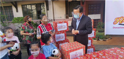 Friendship Bags, pamasko para sa mga batang Maynila