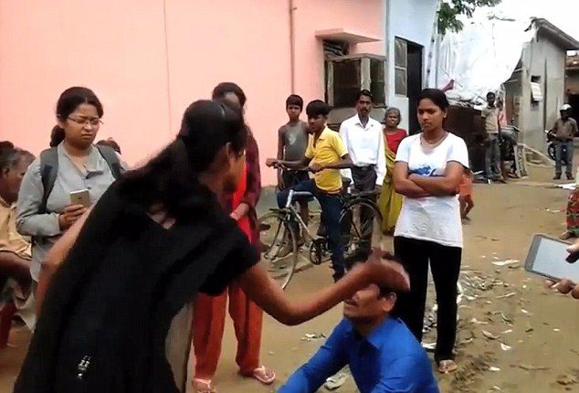 印度女子睡着遭性骚扰 当街怒扇色魔耳光