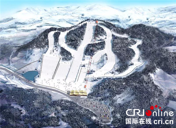 【湖北】【CRI原創】湖北巴東綠蔥坡滑雪場打造恩施旅遊“新IP”