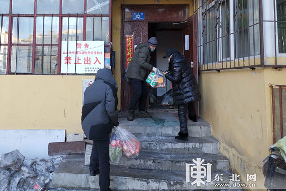 哈尔滨粮食局5名干部下沉抚安社区 奋战在战“疫”最前沿