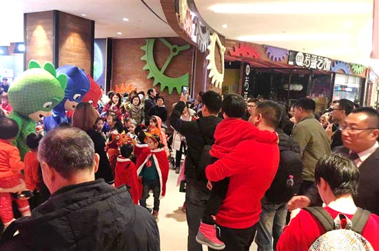 睡衣小英雄助阵 伟易达圣诞趴玩出新花样