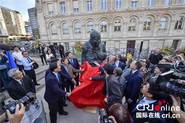 《转型中的法国》：探寻多面法兰西