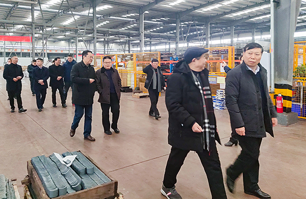 自贡市富顺县委书记邹登权带队调研帮扶企业