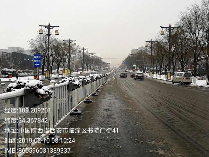 临潼区区长王浩一线检查清冰除雪 工作 确保通景路秦唐大道第一时间畅通