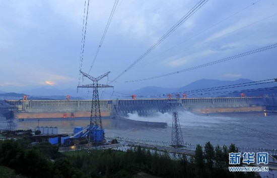 全球电力需求出现历史性下降 中国“逆风”实现正增长