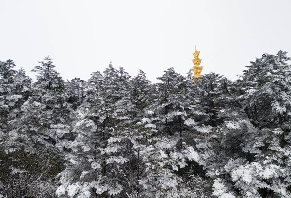 ซื่อชวนจัดเทศกาลหิมะน้ำแข็งน้ำพุร้อนภูเขาเอ๋อเหมย