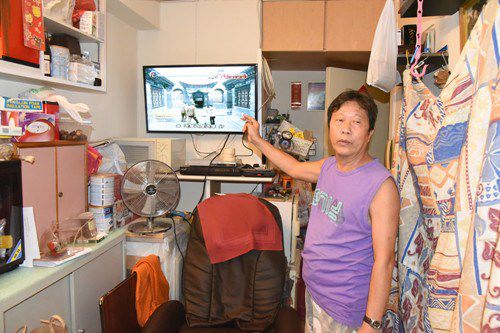 香港一男子“不信银行” 家中80万港币被盗 香港一男子“不信银行” 家中80万港币被盗