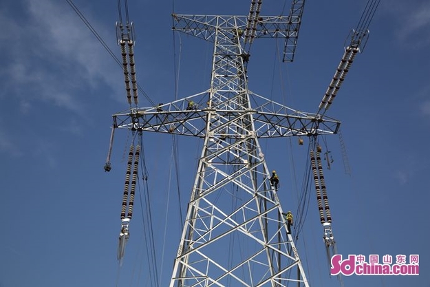济莱高铁全线首条500千伏超高压迁改完成