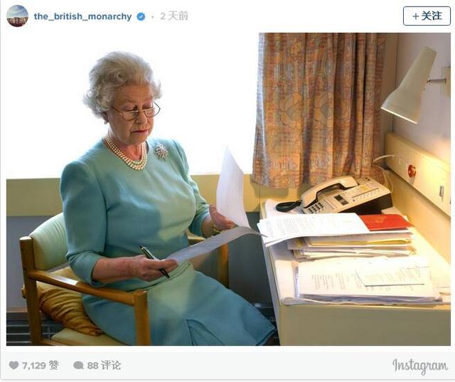 英国女王在位时间破纪录 Instagram照片展现精彩人生