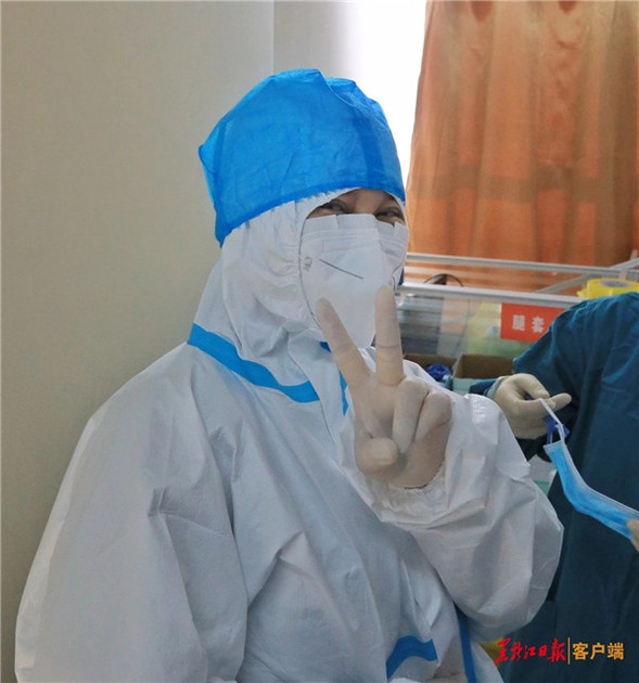 6小時的使命丨一件防護服的自述:趙鳴雁和我