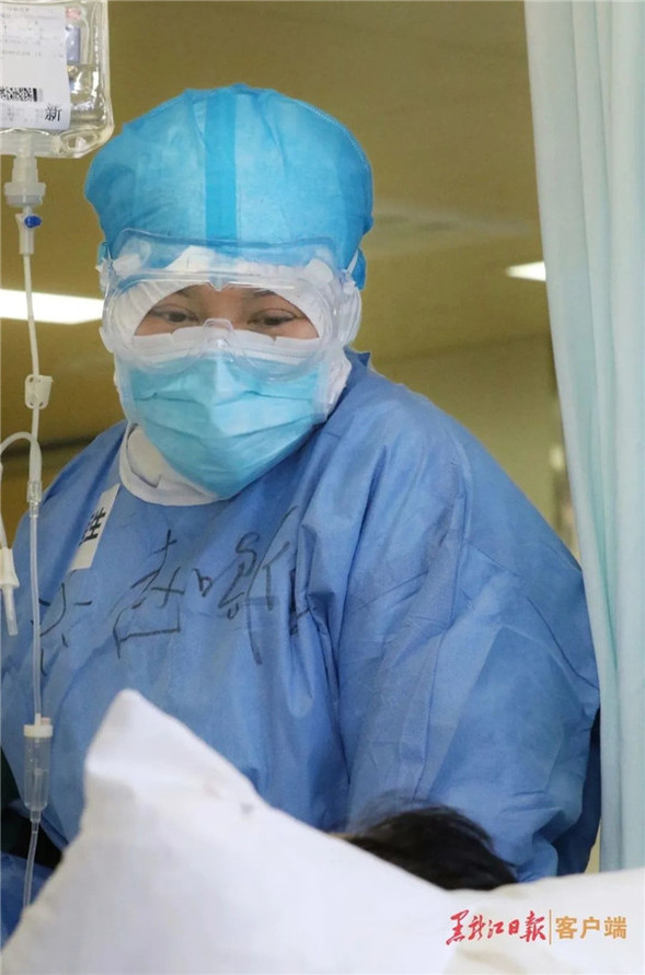 6小時的使命丨一件防護服的自述:趙鳴雁和我