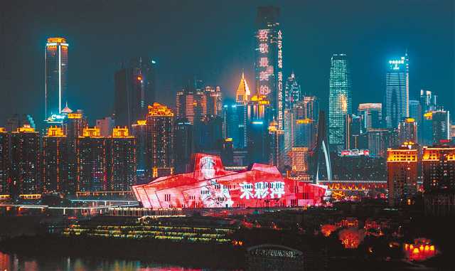 致敬戰“疫”中“最美的你”