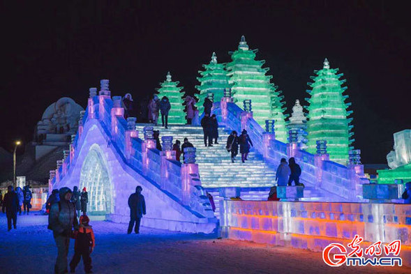 助力北京冬奧夢 第35屆中國·哈爾濱國際冰雪節盛大開幕