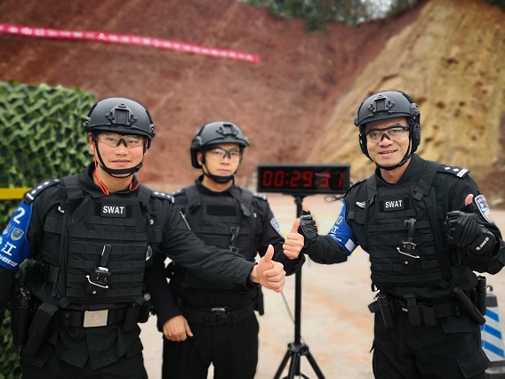 重庆垫江县公安局在全市公安特警三人快速处置小组技能比赛中荣获佳绩