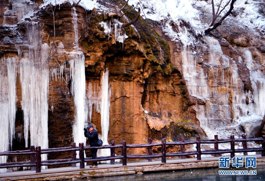 焦作云台山：冬日冰瀑美