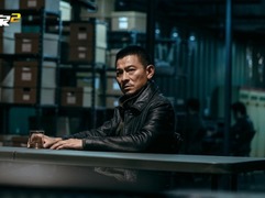 《拆弹专家2》发布刘德华特辑 摔马后再拍动作戏