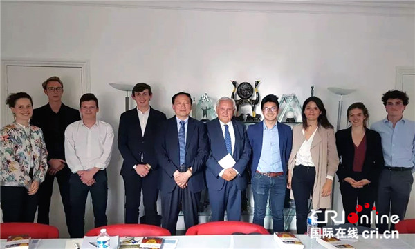 《转型中的法国》：探寻多面法兰西