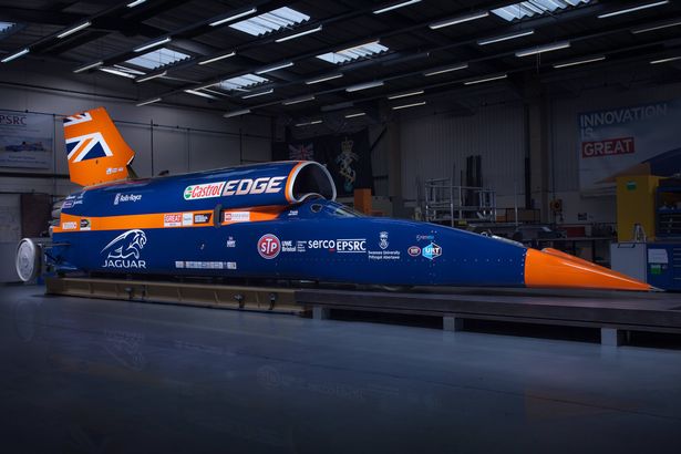 英国超音速赛车亮相 铅笔外形最高时速1000迈