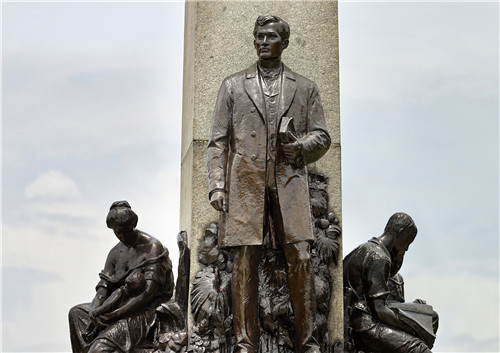 Paggunita sa Pambansang Bayani at bagong uri ng mga bayani: Espesyal na ulat sa ika-124 na anibersaryo ng pagkamartir ni Jose Rizal_fororder_VCG41597599462