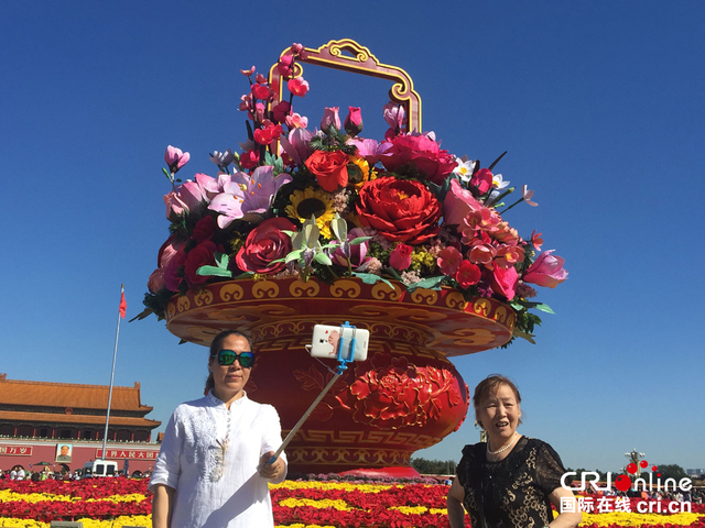 天安门广场“大花篮”搭建完成 首次展示十大名花