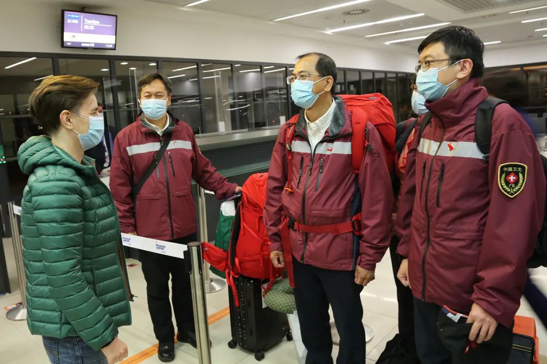 2020年终报道·重返抗疫现场丨万里驰援——中国医生感动塞尔维亚