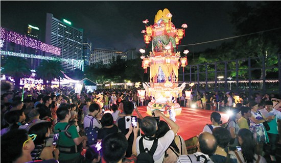 香江彩燈夜——漫步香港中秋維園燈會