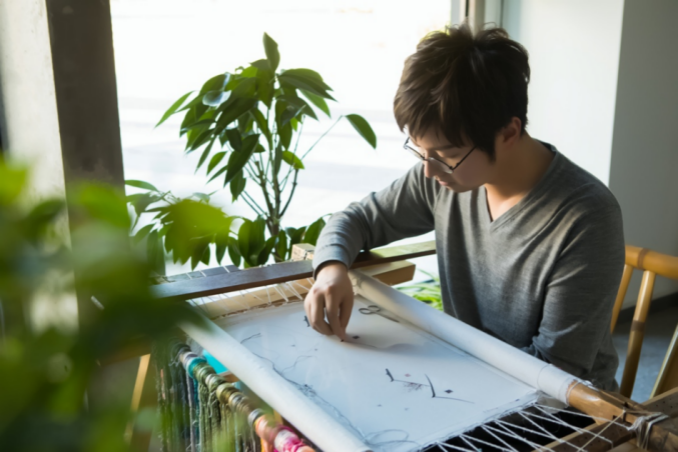 苏绣传人张雪：保护原创就是保护创新_fororder_“苏绣男神”用原创唤醒传统苏绣 用原创保护平台保护艺术创意 （二审过）(1)2843