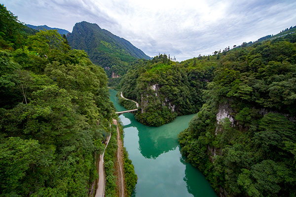 成都邛崍市舉行文化和旅遊產業發展大會,面向全球公開招標龍門山生物