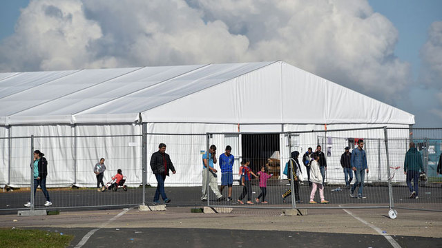 德國難民營因廁所不足爆發數百人群毆 致14人受傷