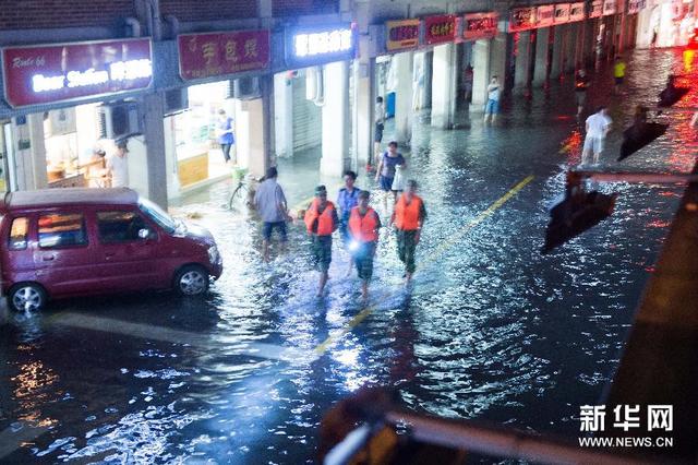 颱風“杜鵑”在福建莆田登陸 福建沿海局部有特大暴雨