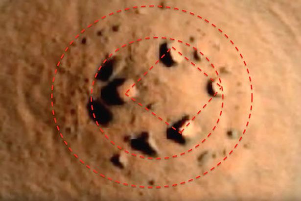 盤點火星上發現過的異物 從“金字塔”到“星球戰艦”