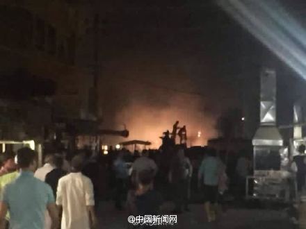 伊拉克首都遭汽車炸彈襲擊 至少10人死傷 伊拉克首都遭汽車炸彈襲擊 至少10人死傷