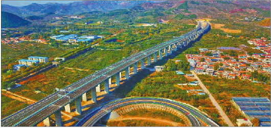 济泰高速通车,济南泰安联系进一步加强.