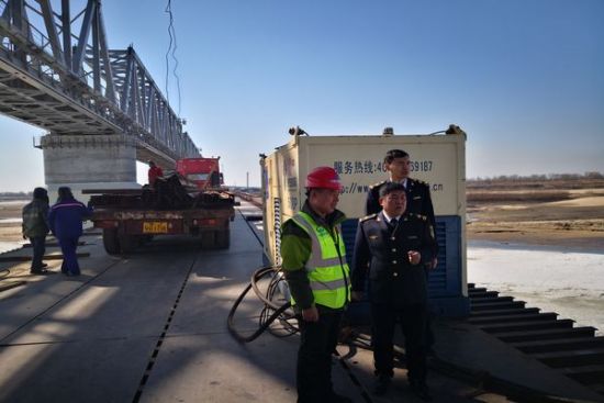 佳木斯同江海事處做好流淩期中俄鐵路大橋安全監管工作