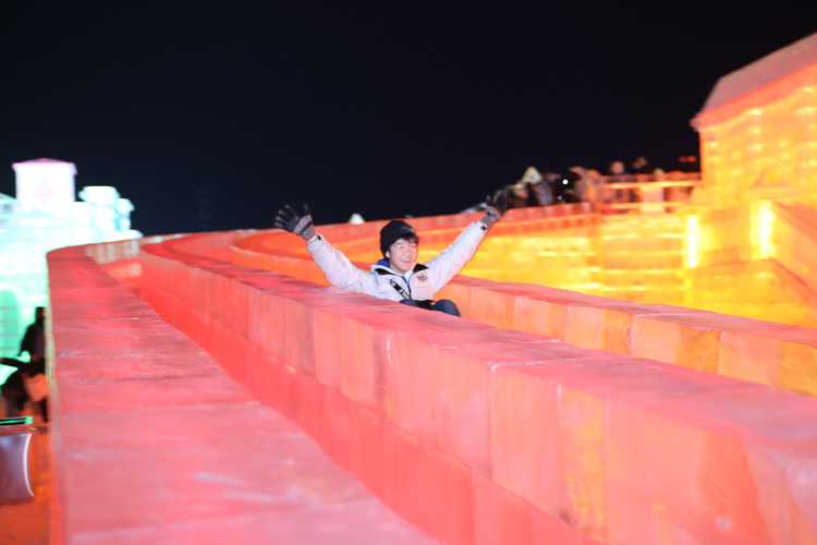 （有修改）A【黑龍江】哈爾濱冰雪大世界為遊客獻上冰雪盛宴