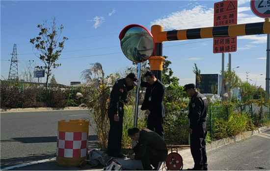 （B 平安江苏列表 三吴大地苏州 移动版）苏州新城文体中心：积极作为 解决安全隐患问题