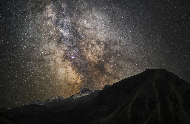 俄男子拍銀河系美圖 璀璨星空讓人沉醉