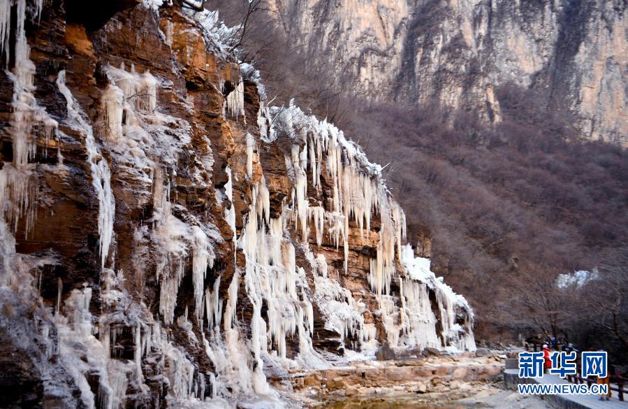 焦作云台山：冬日冰瀑美